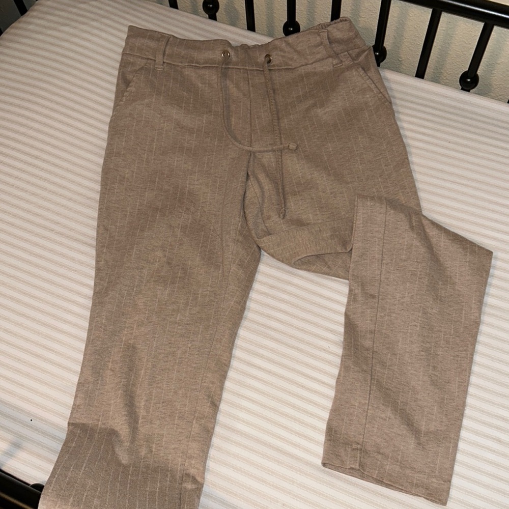 Tan Pin Stripped Straight Leg Pants size: XS